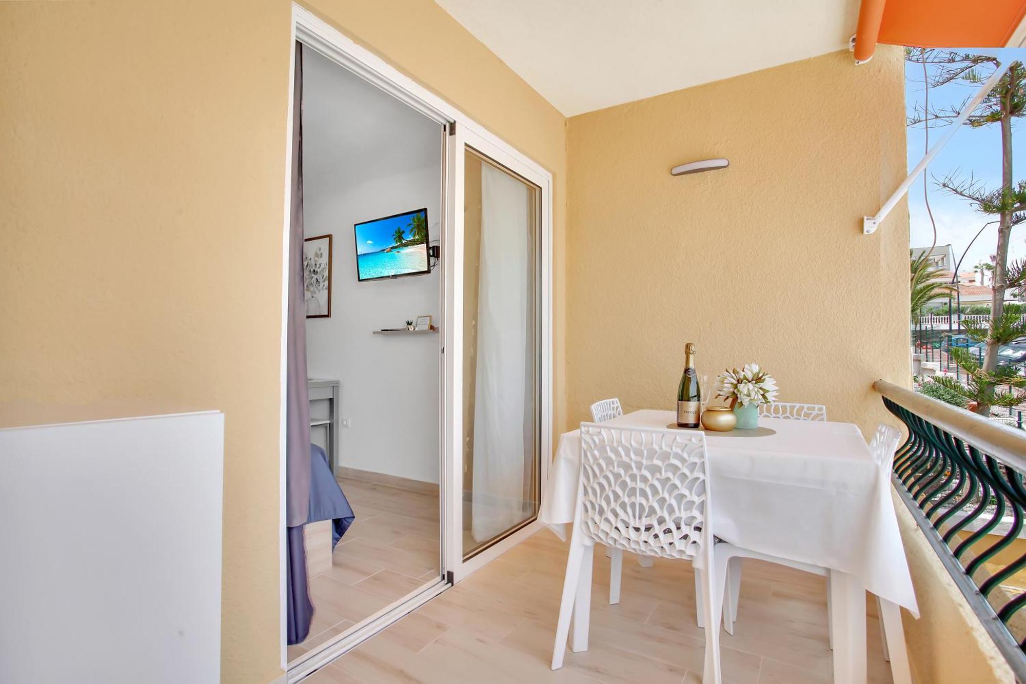 Nice studio Bart 50 meters from Playa Las Vistas Arona  Exterior foto